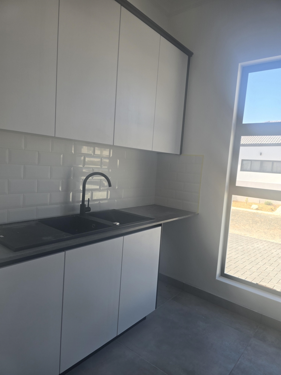 3 Bedroom Property for Sale in Sandy Point Western Cape